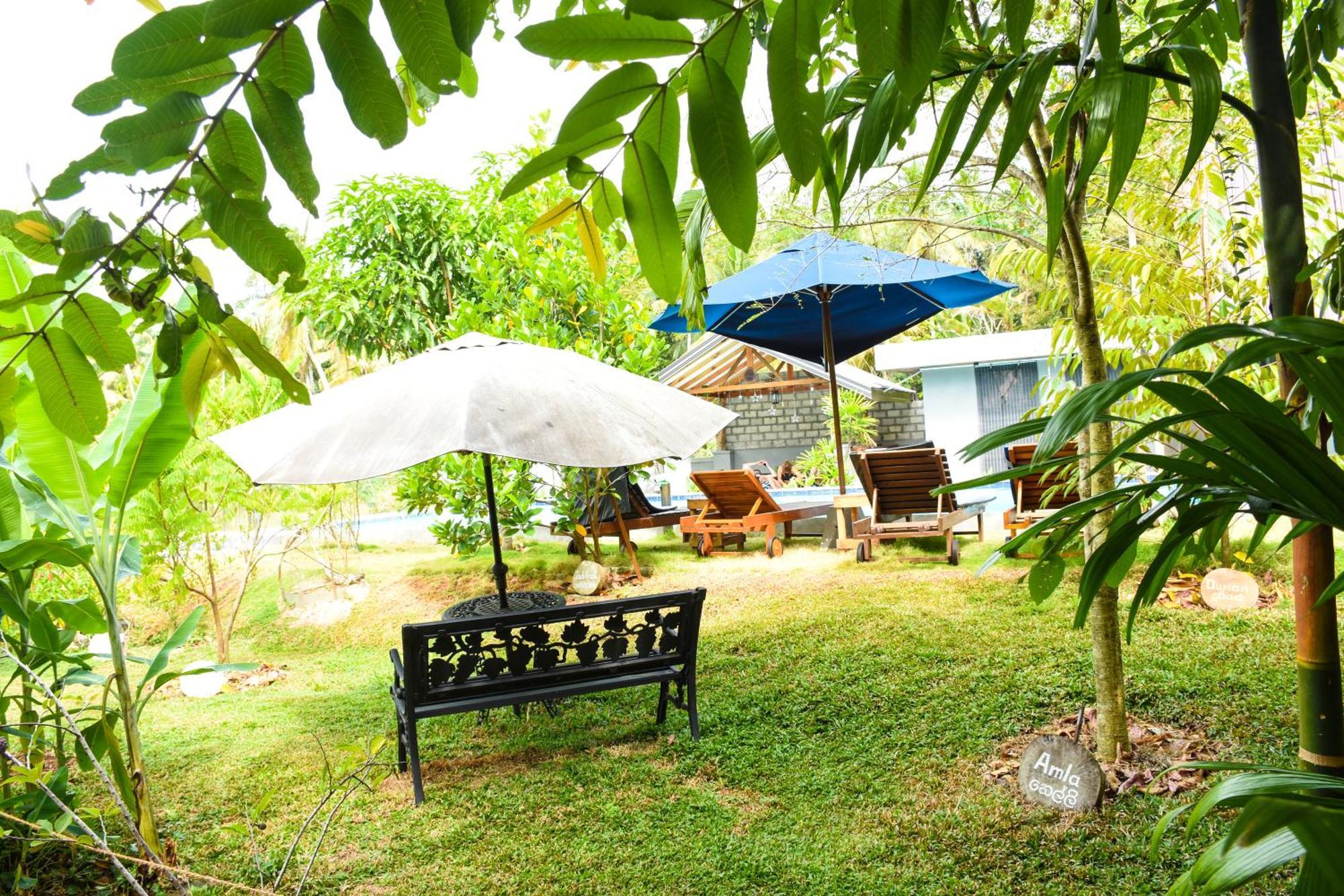 Steps Garden Resort 니곰보 외부 사진