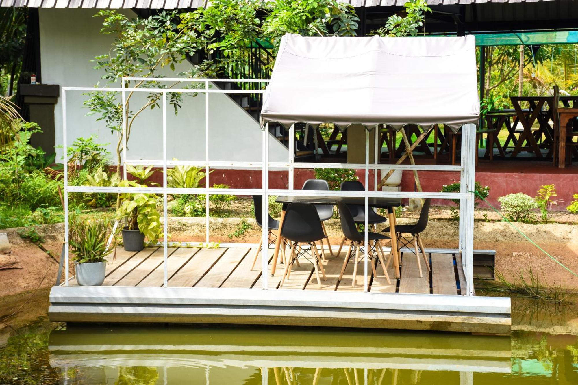 Steps Garden Resort 니곰보 외부 사진