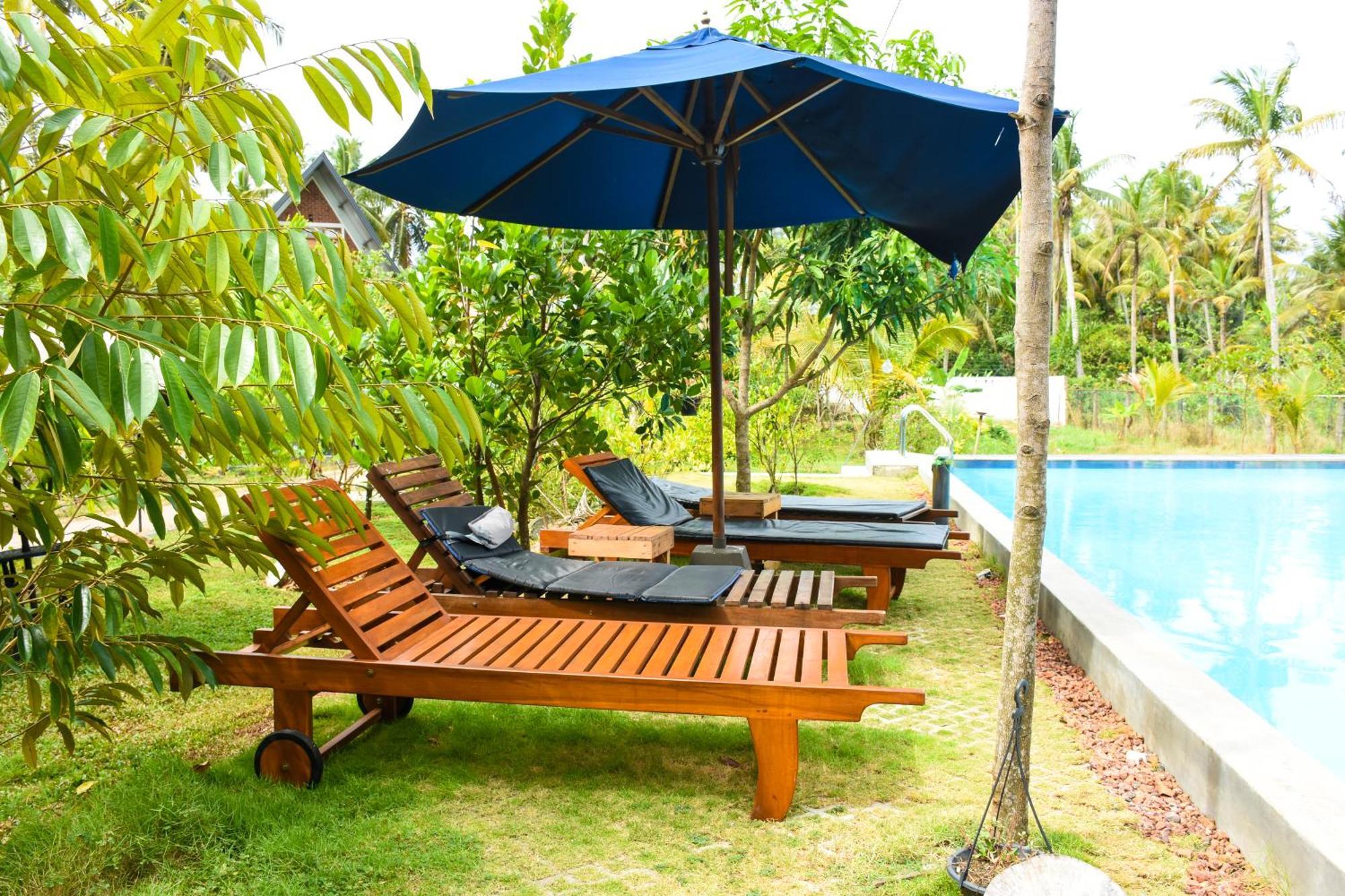 Steps Garden Resort 니곰보 외부 사진